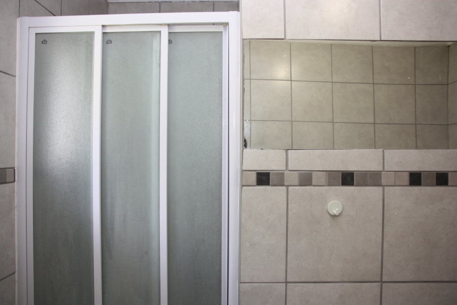 5 Bedroom Property for Sale in Universitas Free State